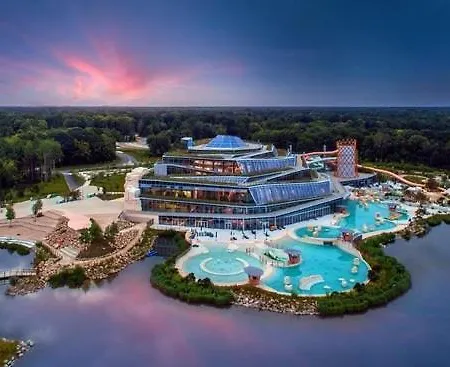 Medicis Near Disneyland * Serris